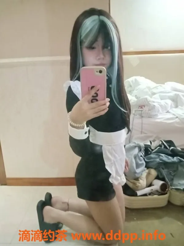 昆明楼凤-盘龙CC嫩妹，800元激情服务等你体验