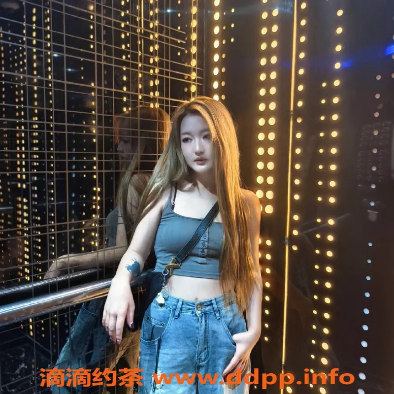 重庆楼凤-江北吴雨欣，165高92斤，B+罩杯热情服务