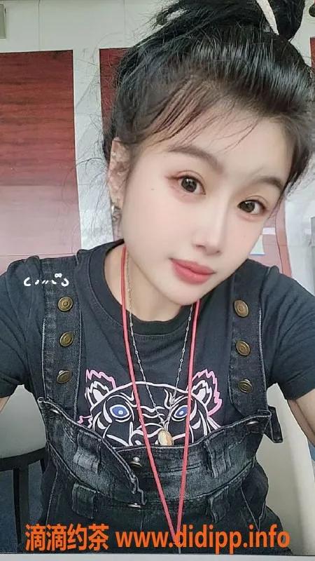 成都楼凤-李丹妮 助浴按摩 500/800 诚邀体验