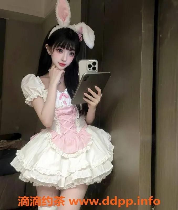 潍坊楼凤-潍坊高新区核桃，21岁健身女孩，168cm，B罩杯