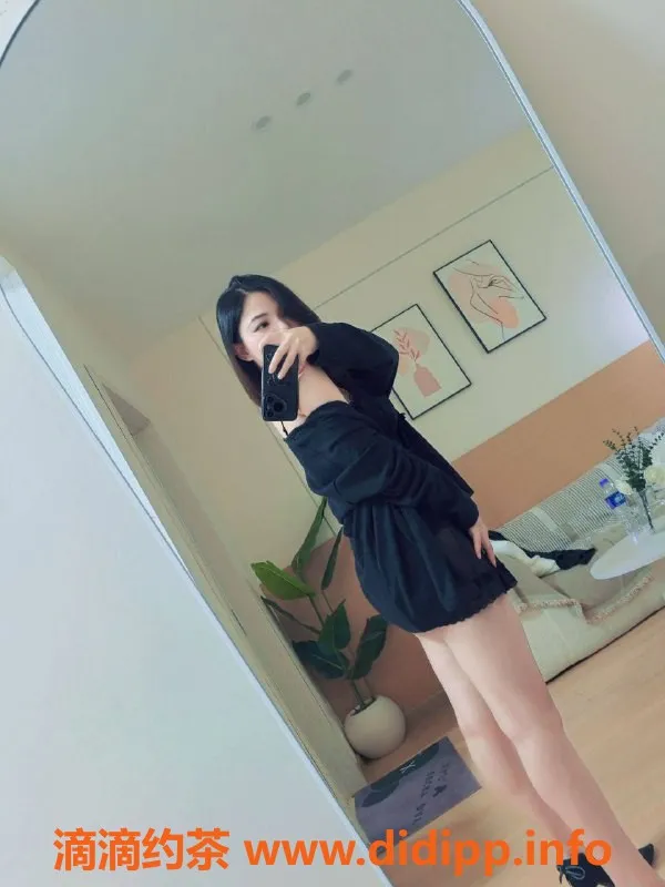 北京楼凤资源信息,重庆西儿，欧美身材大胸妹，1000元体验