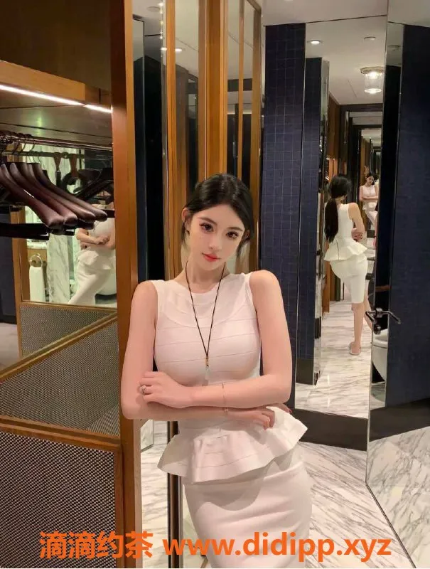 乌鲁木齐楼凤-乌鲁木齐张款款，175高挑C罩杯美女