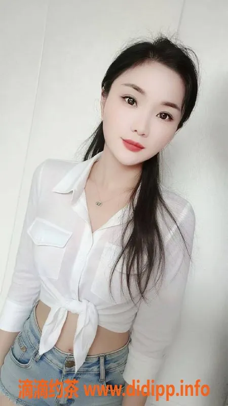 杭州楼凤-西湖区倩倩24岁小巧玲珑 服务多样