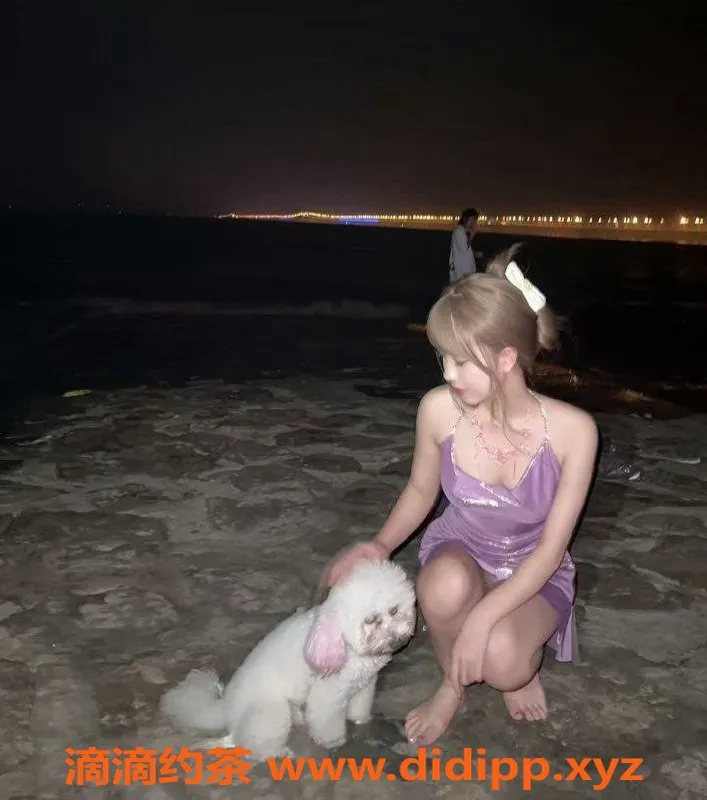 重庆楼凤-江北小萝莉，161高95斤，19岁B+罩杯诱惑