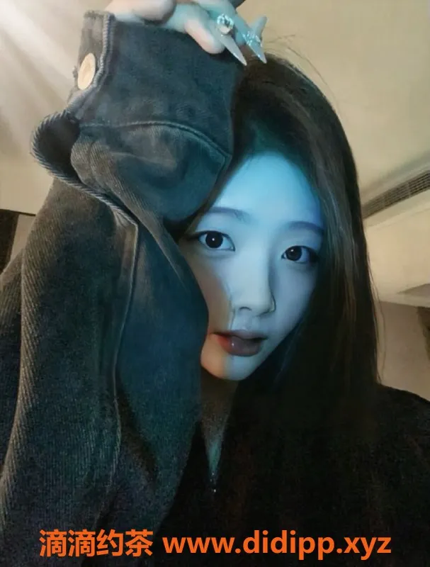 杭州上门服务-桐桐❤️ 166cm身高 42KG 900元起服务