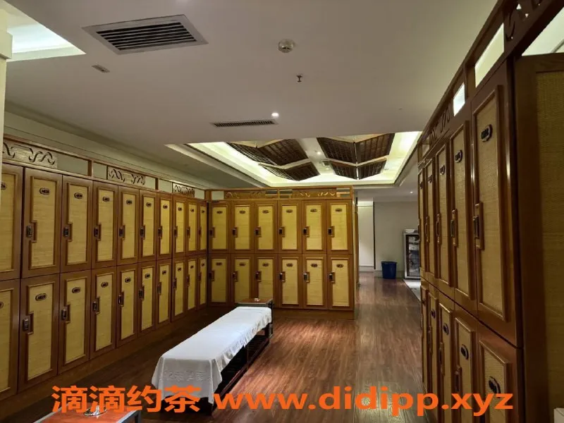 昆明spa会所-盘龙高端木桶浴，700元享豪华按摩体验