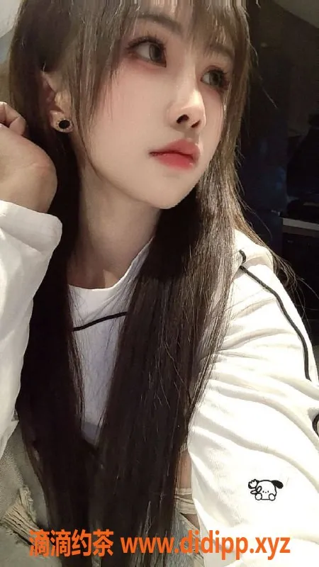 南京楼凤-秦淮区星柚，25岁，166cm，700p体验