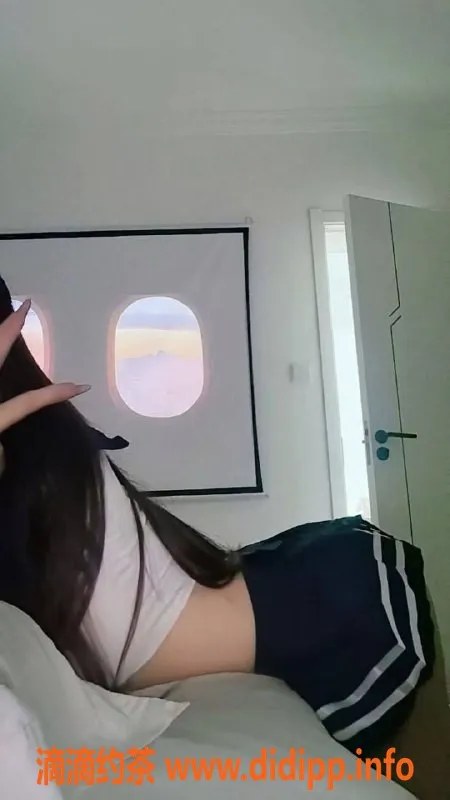 南京楼凤-秦淮区星柚，25岁，166cm，700p体验