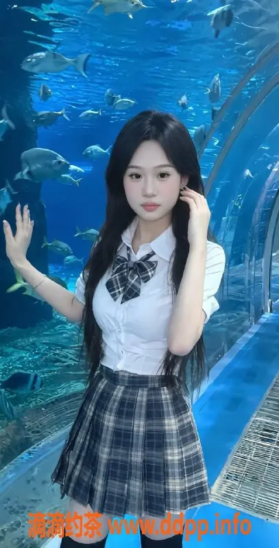 珠海楼凤-南屏嘻嘻，身高165、体重50，服务超赞