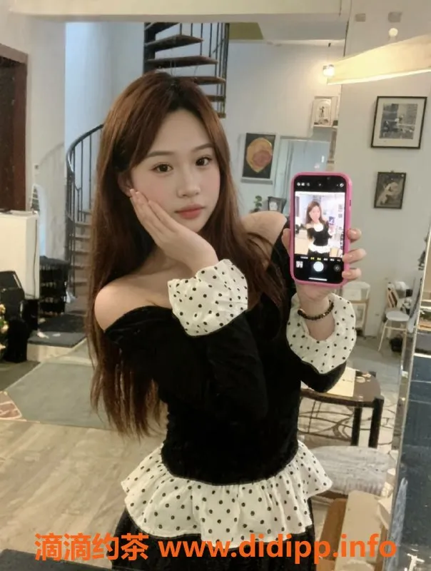 珠海楼凤资源信息,南屏嘻嘻，身高165、体重50，服务超赞