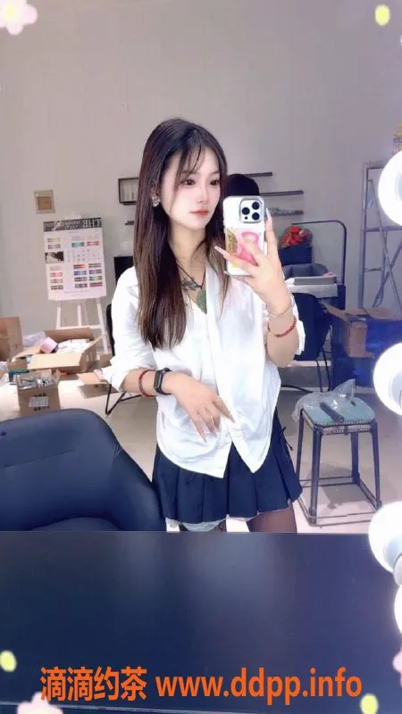 郑州楼凤-高新区婉晴，22岁，身高170，重量49，贴心服务等你来体验