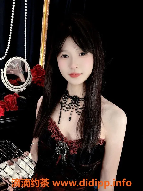 成都楼凤-武侯区甜甜，颜值9.5，态度超好