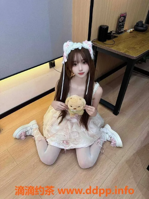 烟台楼凤资源信息,烟台福山安琪拉，18岁嫩妹，172高甜美69