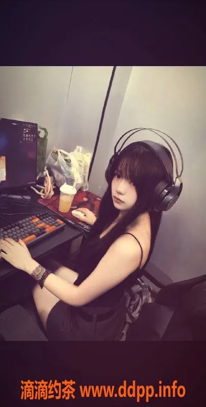 杭州楼凤-临平区瑶瑶，800元服务，嫩妹调情陪浴