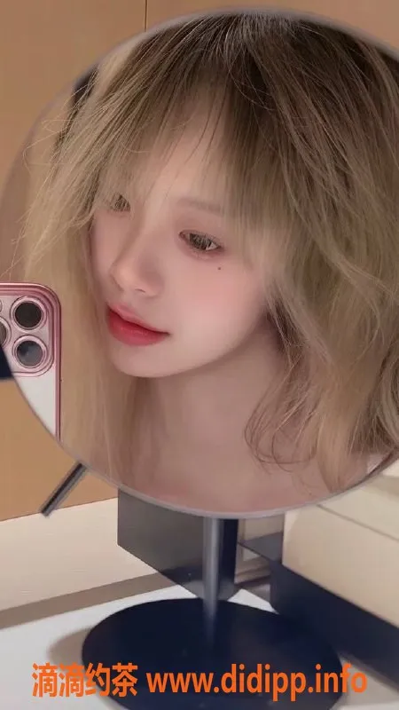 杭州楼凤-上城区冰冰，价格800，服务多样，嫩妹陪浴等你来体验！