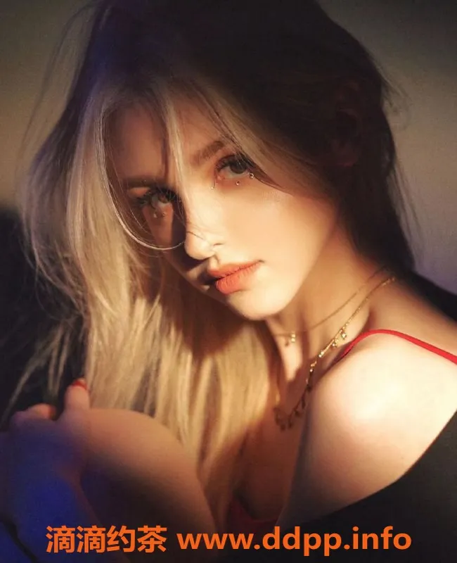 杭州上门服务-21岁俄罗斯美女D胸 上城区热情服务