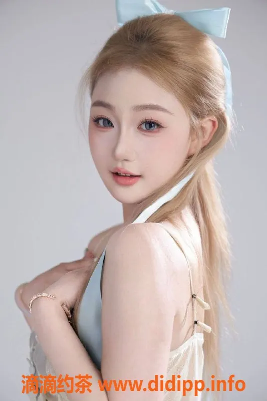 郑州楼凤-二七区奈奈：21岁168cm，诱惑课程8元起