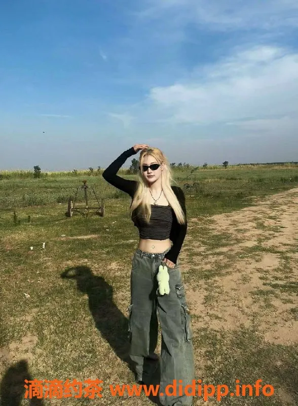 郑州楼凤-二七区奈奈：21岁168cm，诱惑课程8元起