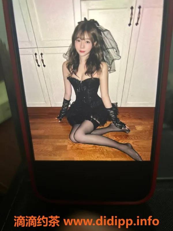 郑州楼凤-郑州金水区夏天儿，26岁163cm，50kg，胸围C，服务全面！