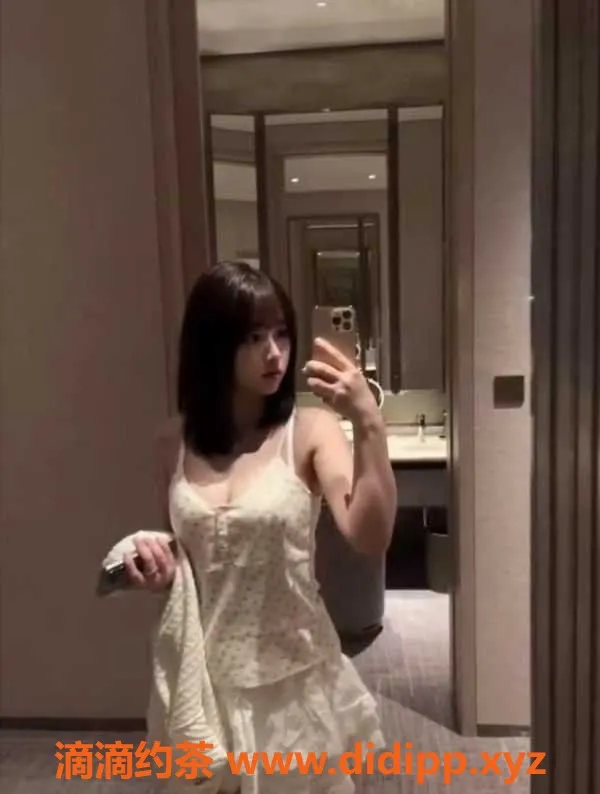 广州楼凤资源信息,天河心儿，22岁清纯少女，160身高，茶水费700起