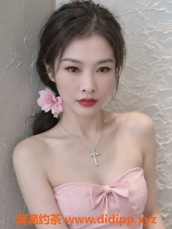 北京楼凤-朝阳小红桃，服务好，玩得开！