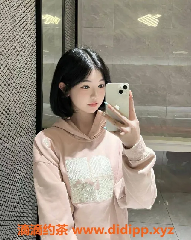 北京楼凤资源信息,燕郊姐妹花“宝宝”和“贝贝”亲密互动