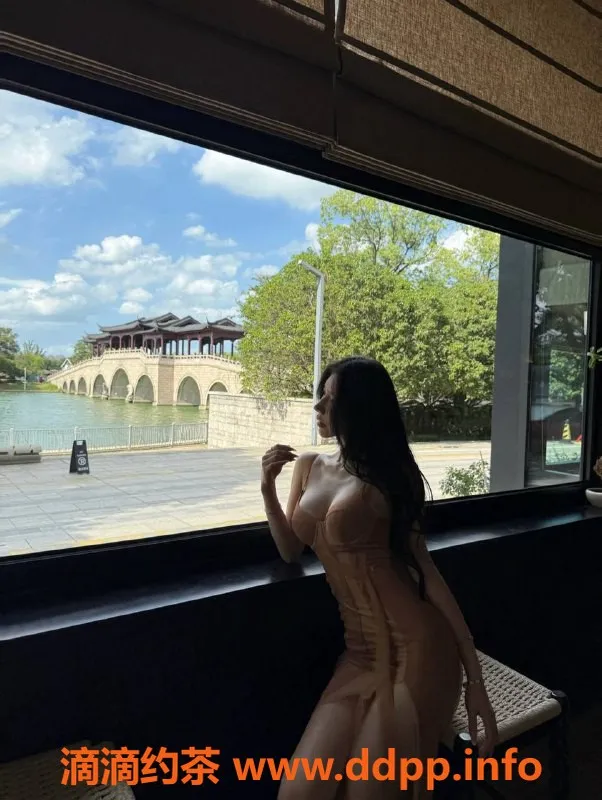 潍坊楼凤-潍坊奎文桃子，自媒体博主，身高168