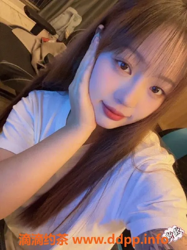 长沙楼凤-雨花区嫩妹燕燕，500p享三件套服务
