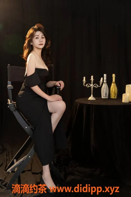 北京楼凤-朝阳常营兰兰，165cmD罩杯，超听话服务仅600