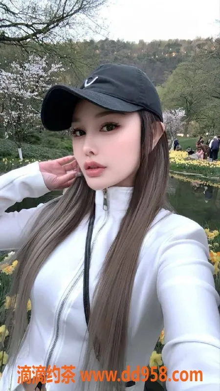 北京楼凤-亚运村璐璐，25岁165cm，白皙水嫩，仅需8茶费