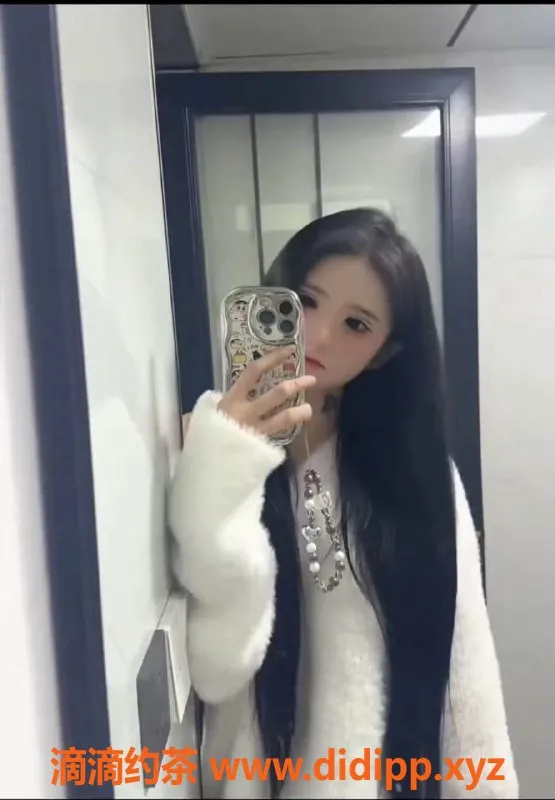 杭州楼凤-上城区小野，19岁白皙美女，165身高90体重