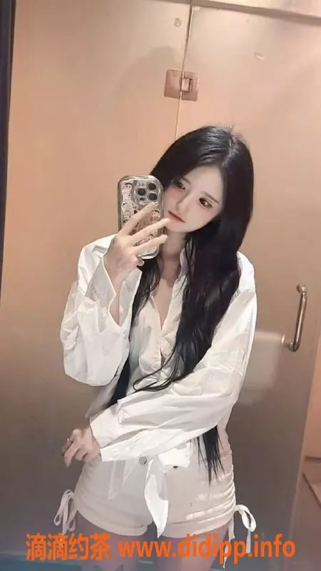 杭州楼凤-上城区小野，19岁白皙美女，165身高90体重