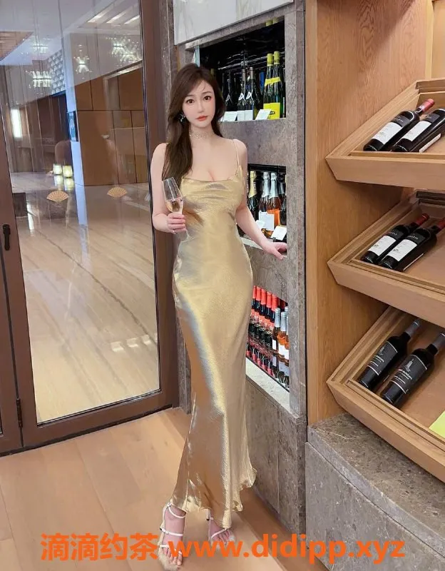 深圳楼凤-梦无双：上海闵行1500元起，服务超赞！