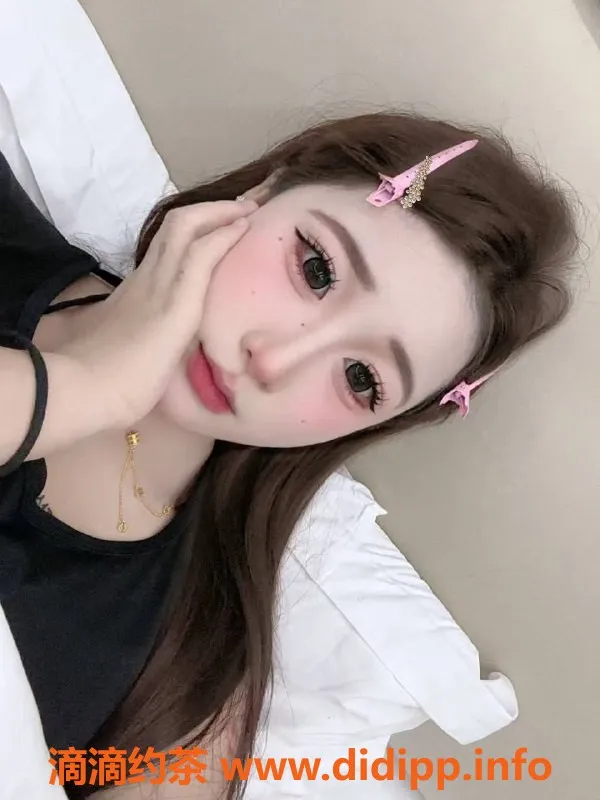 成都楼凤资源信息,成华区初下水妹子，19岁身高162，C罩杯，服务态度佳