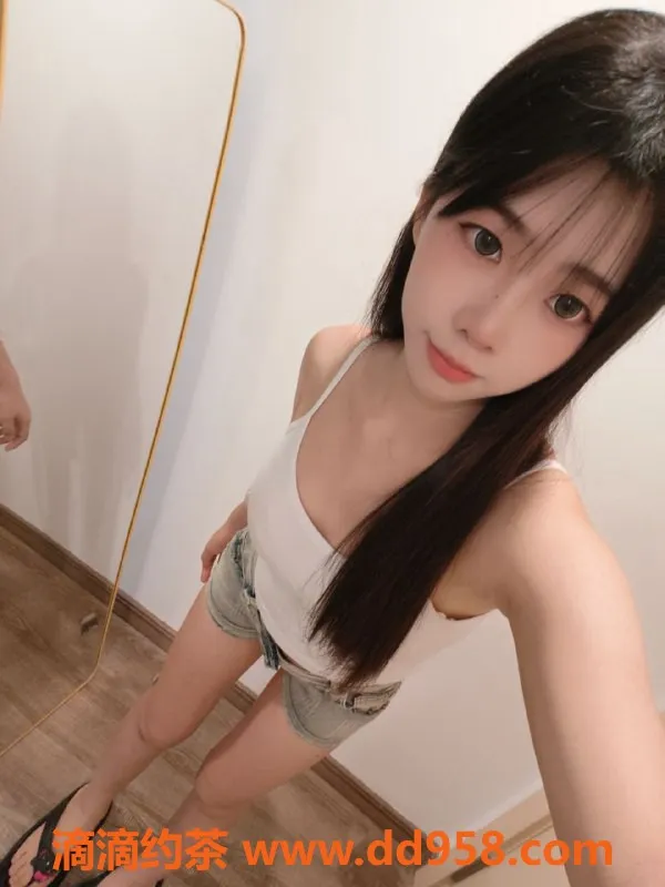 东莞楼凤资源信息,东城婵婵，160cm 22岁 只需700元体验服务