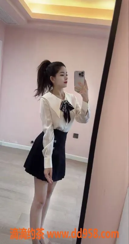 北京楼凤-北京北四环叶柠柠，98年D罩杯，茶费1K