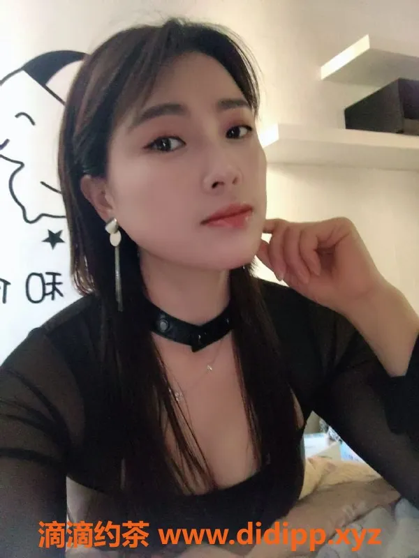 成都楼凤-金牛区紫霞女王，身材出众的少妇车