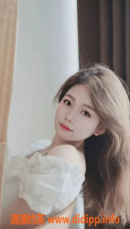 深圳楼凤-福田瑶瑶口爆69制服服务850p起