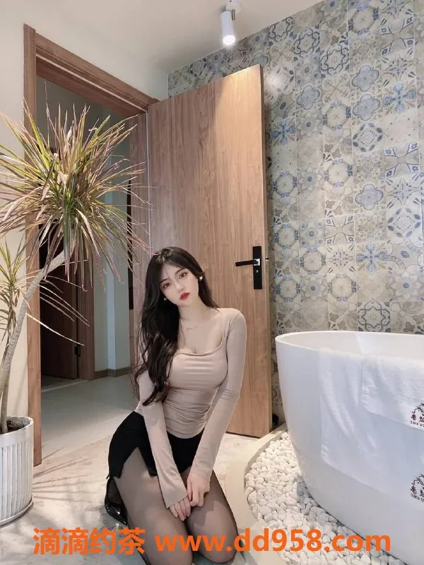 成都楼凤-武侯区霜霜#1115，御姐风格一见倾心