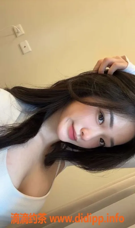 广州楼凤-番禺妃儿，26岁新星，高挑34D，体验不一样的服务！