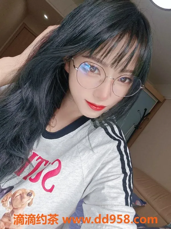 杭州楼凤资源信息,拱墅区点点，800起，陪浴、六九等服务