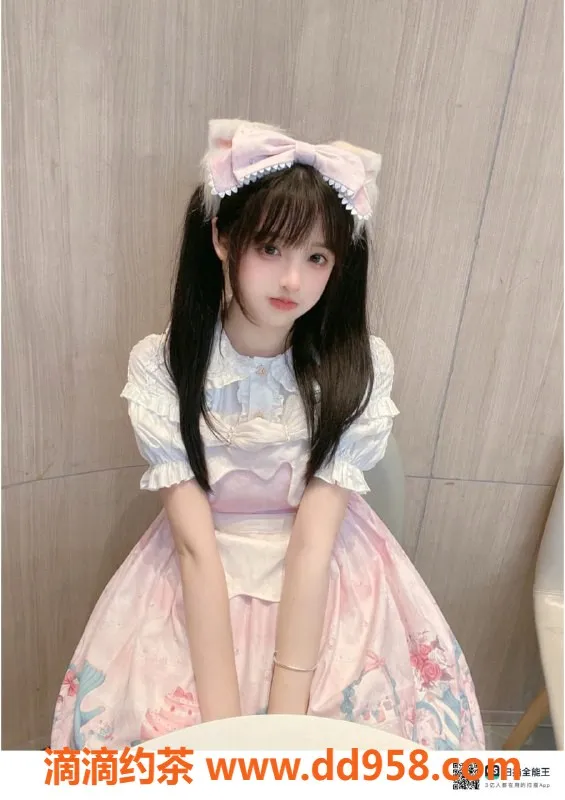 赣州楼凤-18岁曼曼，身高162，超紧致极品服务