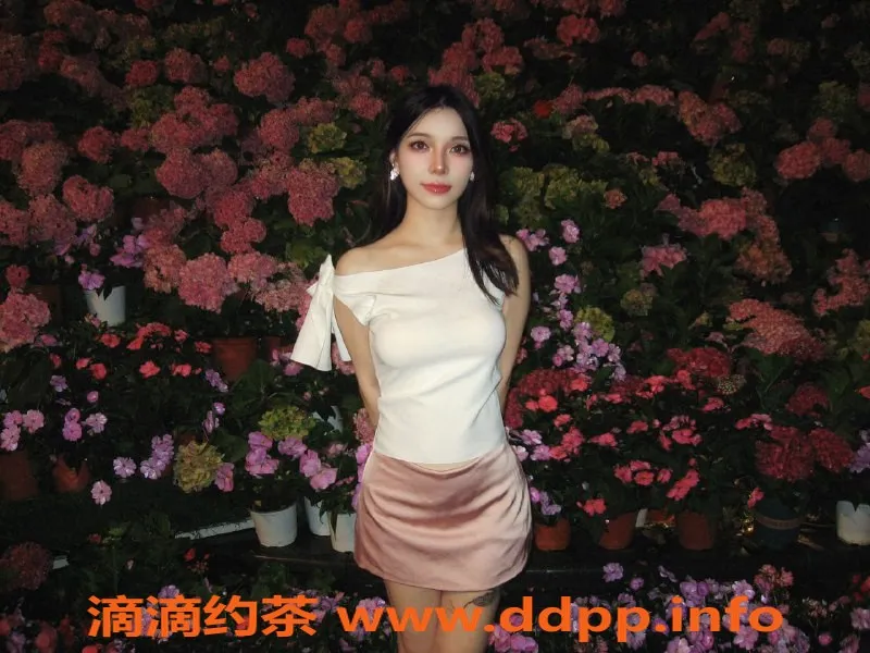 成都楼凤-双流区媛媛酱，大蟒蛇服务，7P体验