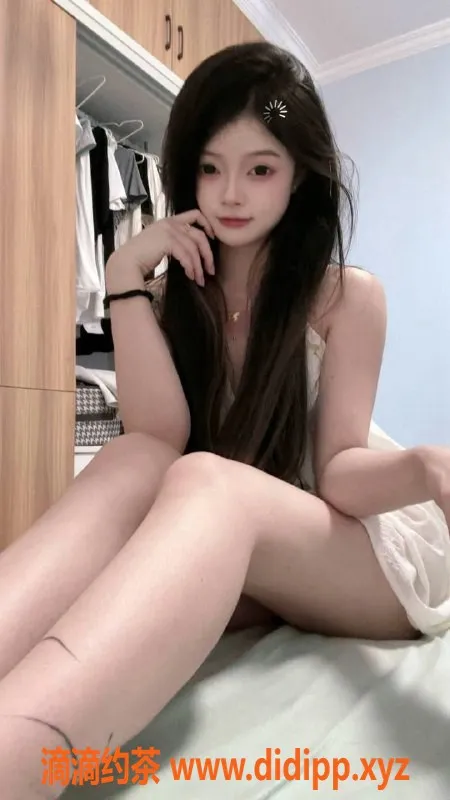 武汉楼凤-洪山知秋，比例上佳的脆皮美女