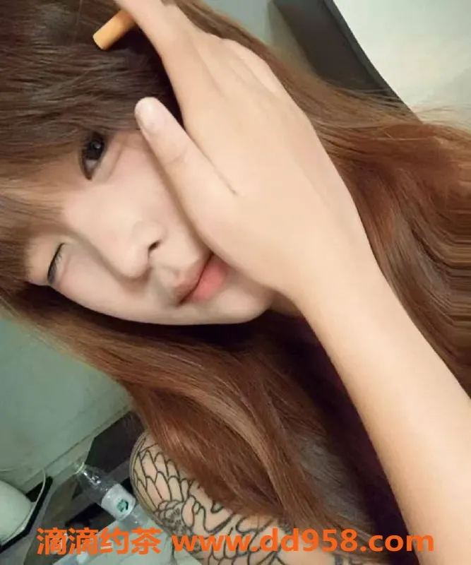 成都楼凤-武侯区千喜，22岁嫩妹，服务项目丰富