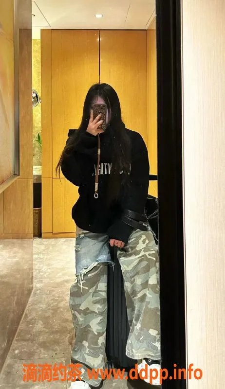 常州楼凤-常州嫩妹墨墨，23岁165cm，800元畅享服务