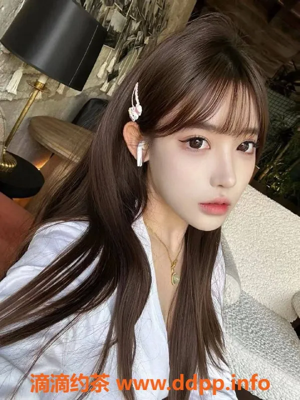 上海楼凤-普陀彩虹：3K享受长腿服务