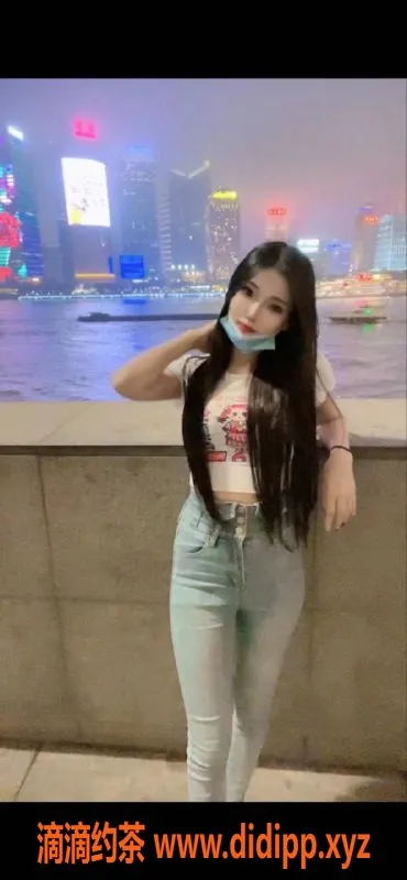 广州楼凤-黄埔苹果，500元享优质服务！