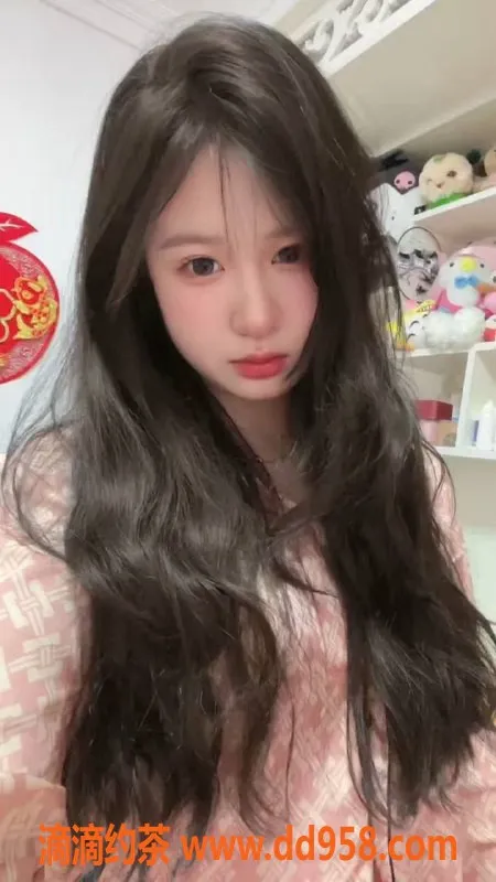 常州楼凤-常州姗姗，22岁嫩妹，168高50重，800元体验