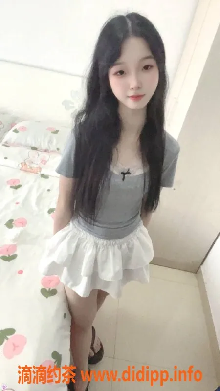 惠州楼凤-惠阳区小柚子 20岁 160cm 美女服务